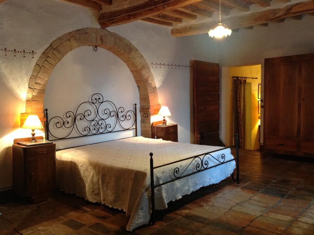La Romita Ospitalita Rurale Familiare Villa Montisi Room photo