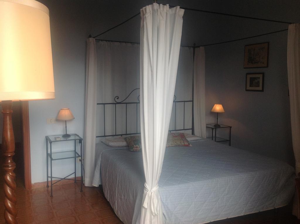 La Romita Ospitalita Rurale Familiare Villa Montisi Room photo